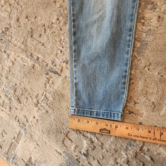 Soft Surroundings stretch waist pull on cropped jeans. - Picture 12 of 13